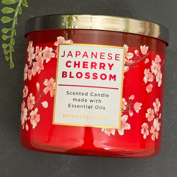 BBW Japanese Cherry Blossom Bath & Body Works 3 Wick Candle - Picture 5 of 10